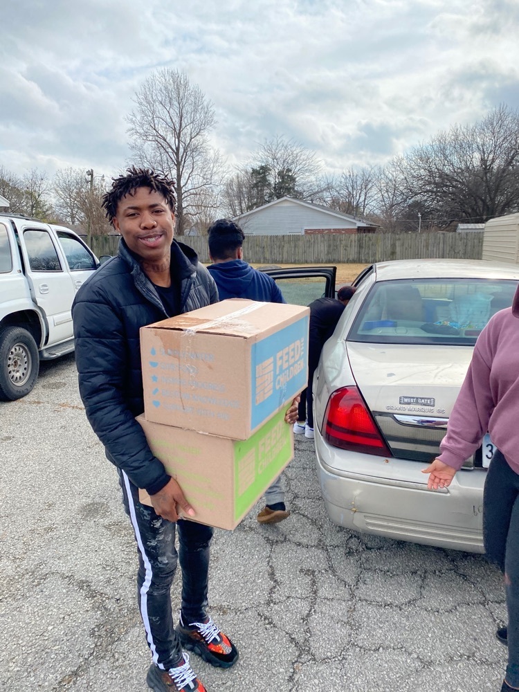 Students learn to deliver meals to the community!